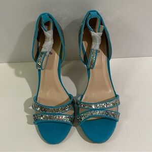 Qupid Women's 7 Blue Glitter Heels